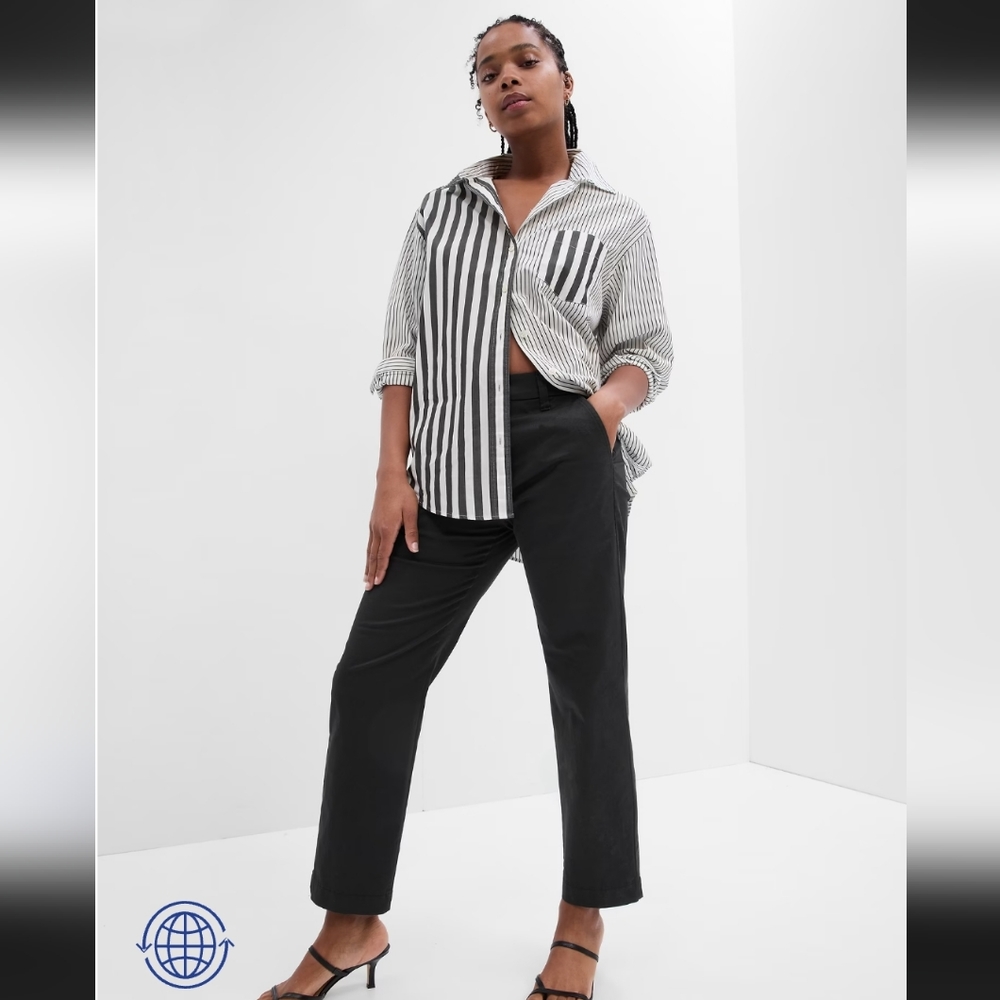 Mid rise.Easy through the hip and thigh.Hits above the ankle.Inseam: 27"